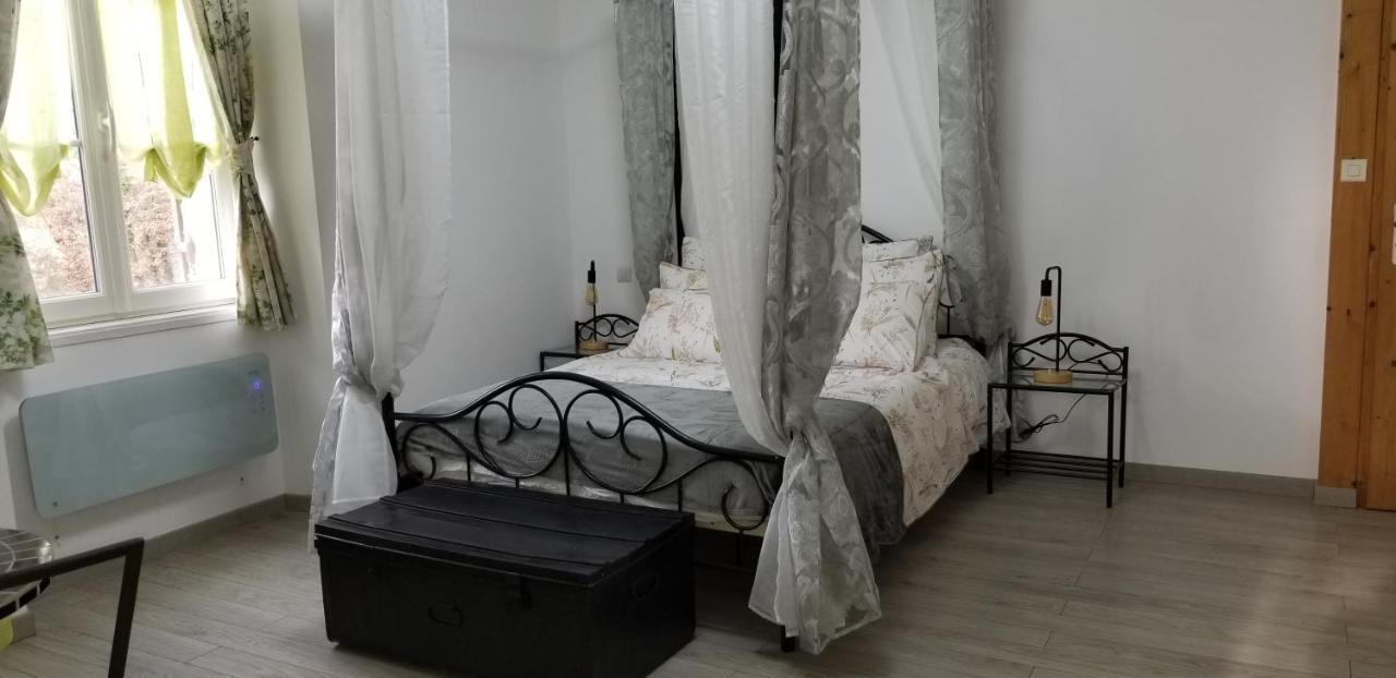LarzacMoulin De L'Hoste别墅 外观 照片